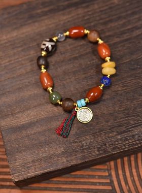 天珠搭配南红玛瑙沉香木蜜蜡片女士单圈手串