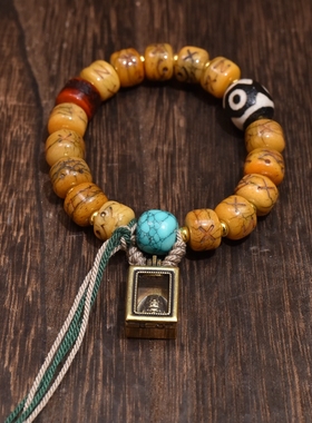 西藏直发牛骨手链搭配天珠桶珠扎基拉姆嘎乌盒藏饰藏风