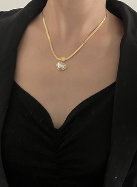 钛钢甜美爱心项链简约ins颈链韩版时尚百搭轻奢锁骨链女小众设计