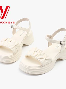 意尔康夏季厚底凉鞋女2025粗跟
