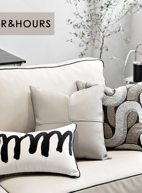 现代设计师款灰色生态皮诧寂风法式奶油色系轻奢沙发客厅抱枕靠垫