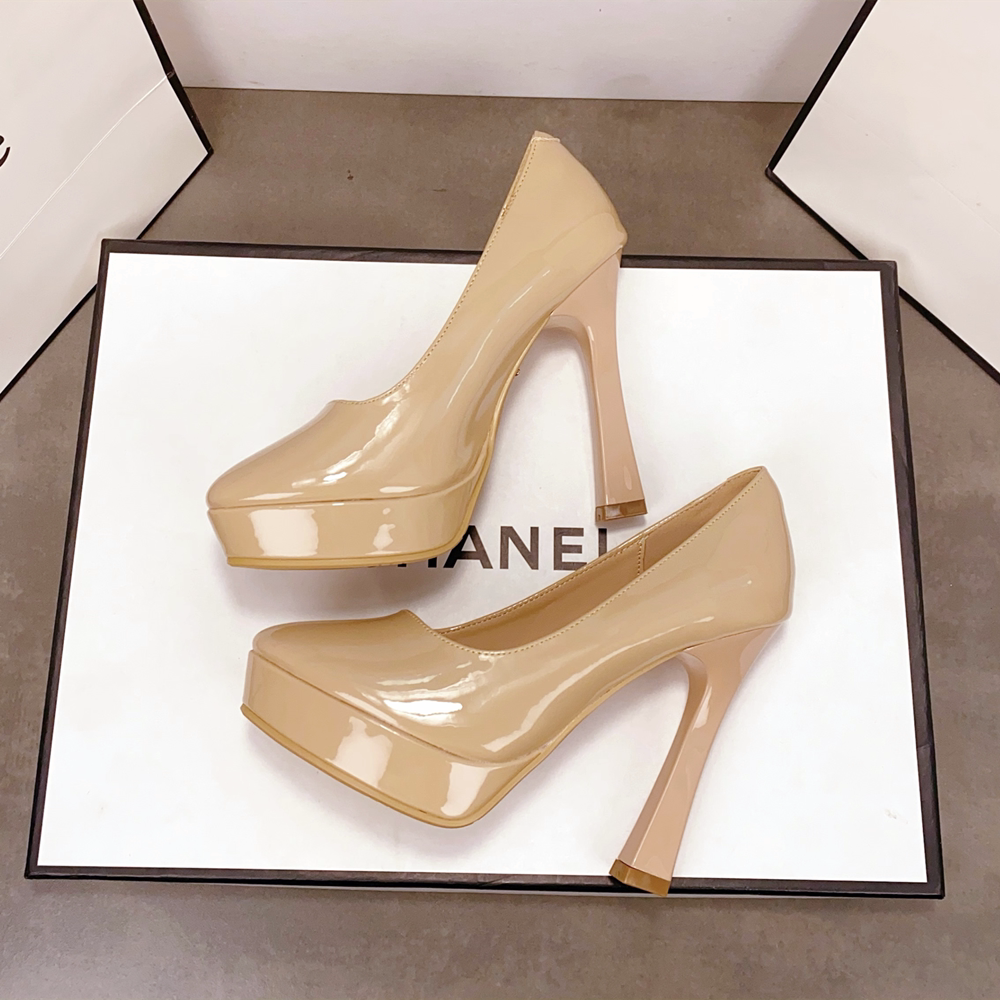 法式防水台高跟鞋女简约圆头粗跟漆皮百搭不累脚配晚礼服宴会单鞋