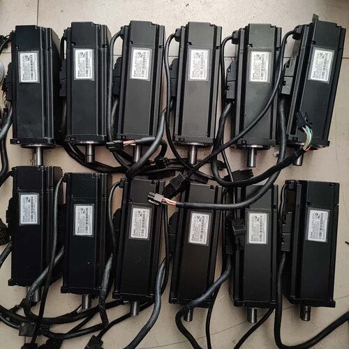 议价台达伺服电机ECMA-C30604FS，400W，AC110维修