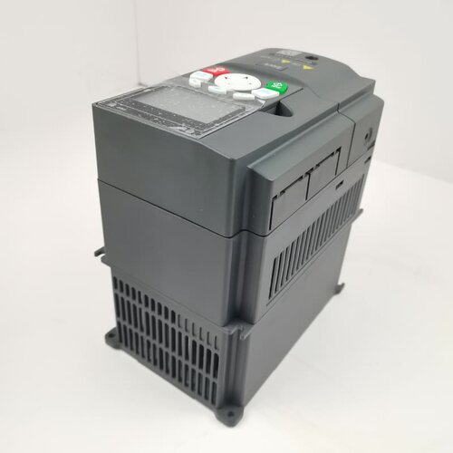 议价全新英威腾变频器GD350-5R5-4 外包装名牌和机器名维修