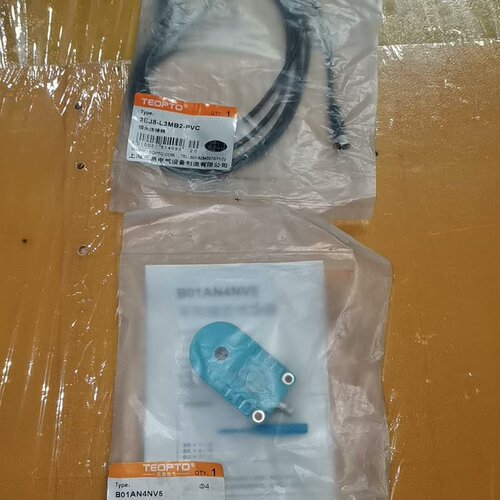 议价TEOPTO接近开关传感器B01AN4NV5