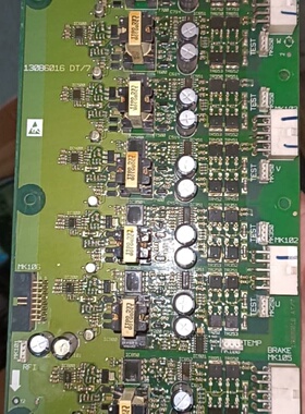 议价丹佛斯变频器驱动板130B6016DT/7 130B6856维修