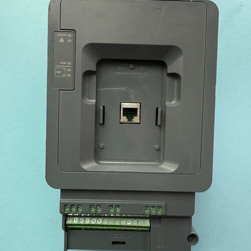议价施耐德ATV610主板EAV52811功能正常，发测试视频维修