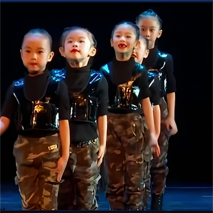 六一儿童演出服迷彩梦舞蹈服兵娃娃男女童幼儿园军装小小兵表演服
