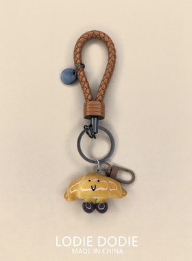 原创miu卡通挂件碱水面包汽车钥匙扣链绳玩偶挂饰可爱情侣高级感