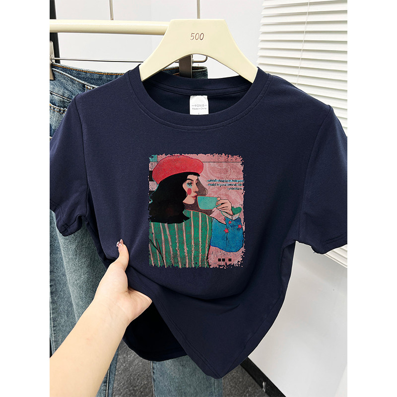 复古洋气设计感印花正肩短袖t恤女装藏蓝色大码休闲百搭圆领上衣