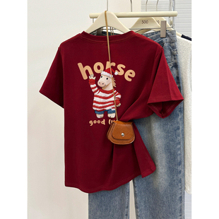 2026新款正肩小马印花短袖t恤女胖mm大码洋气圆领显白红色上衣潮
