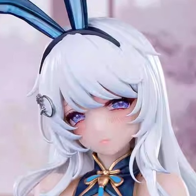 旗开得胜兔女郎追视眼手办