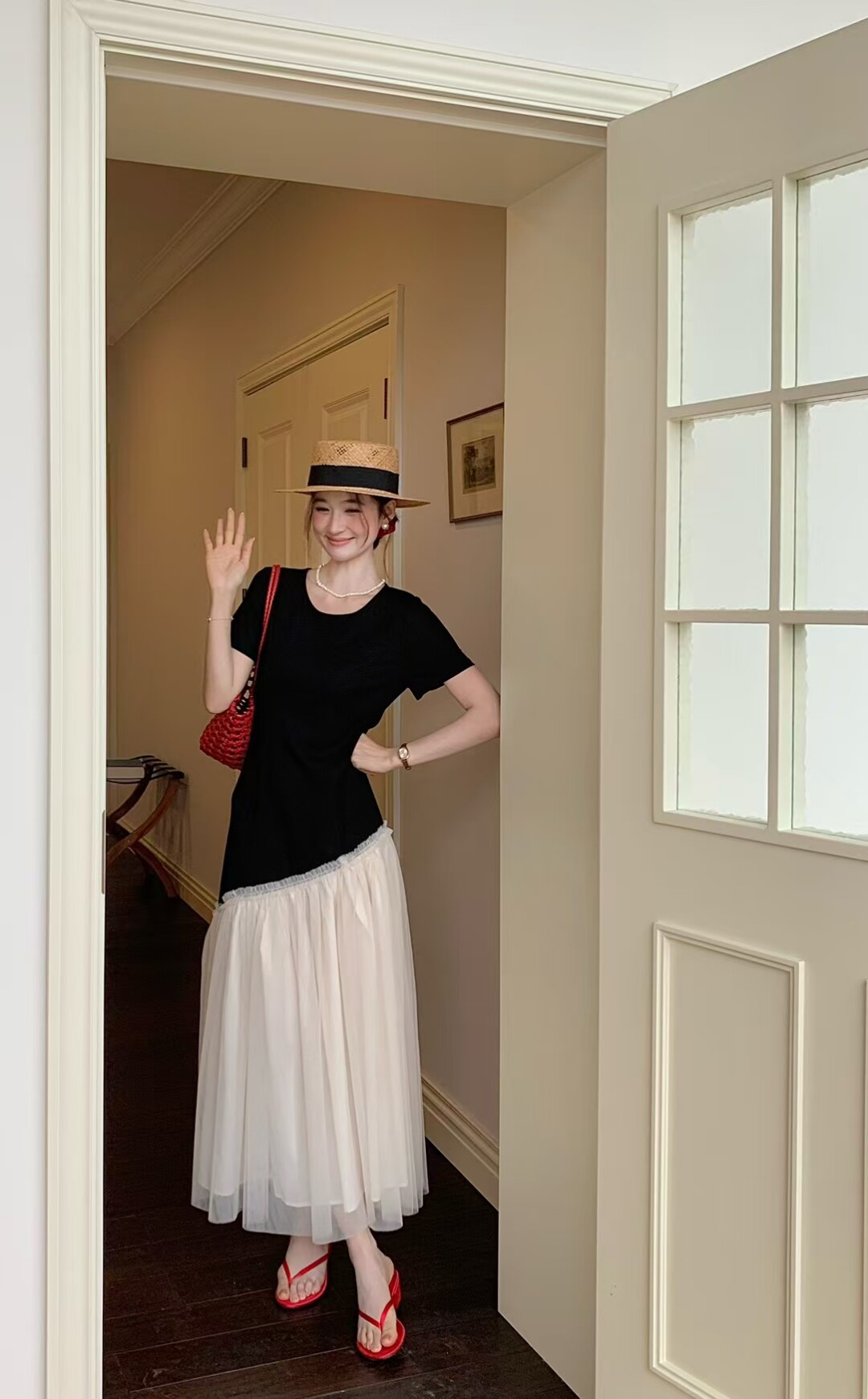 2025夏季新款韩版时尚气质百搭显瘦短袖连衣裙女收腰显瘦裙子潮