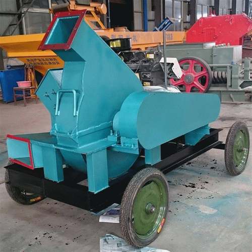 带轮可移动木材粉碎机园林树干树枝刨花碎木机高效电动木屑