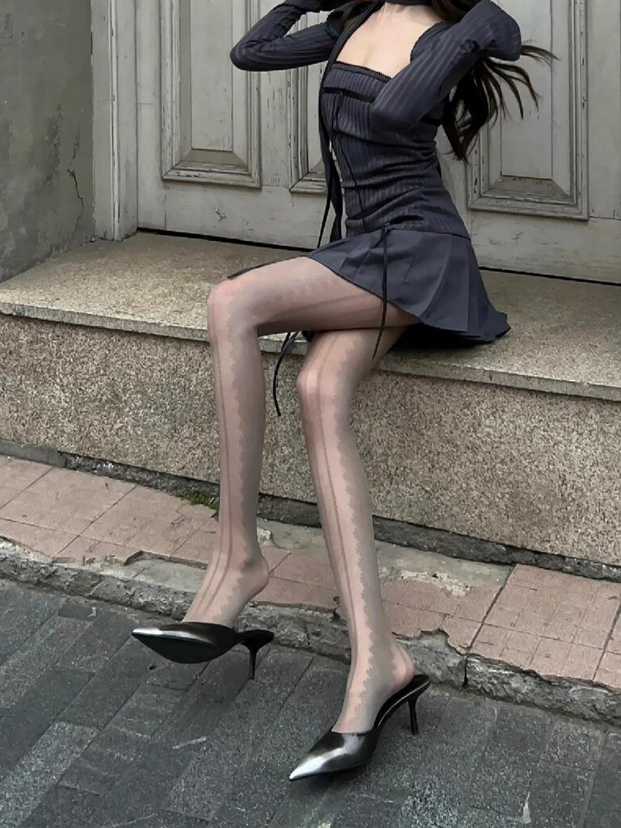 复古提花丝袜女春夏薄款性感黑丝袜子纯欲风蕾丝花边连裤袜打底袜