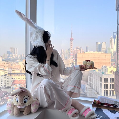 LaoLao酱「甜心小兔」卡通纯欲人字纹冰丝家居服睡衣高端时尚新