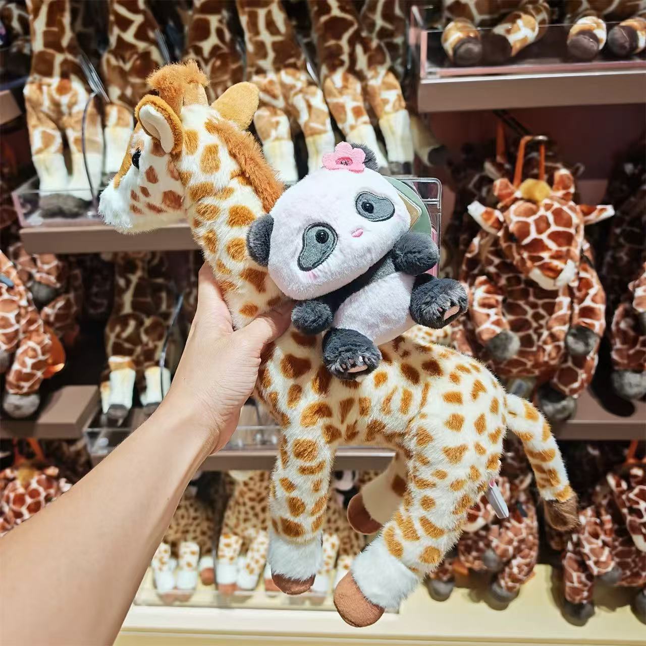 广州长隆旅游纪念品熊猫妹猪长颈鹿毛绒公仔毛绒儿童玩具生日礼物