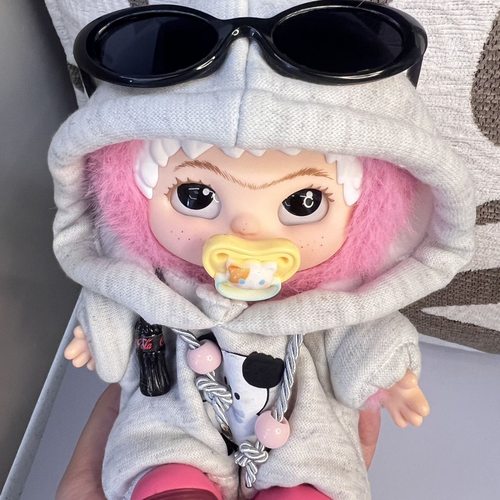 哇酷酷娃衣20cm公仔Wakuku娃衣一代二代挂件小狗套装背带裤渔夫帽