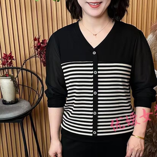 春季新款V领时尚拼接细条纹T恤宽松显瘦减龄气质百搭长袖休闲上衣