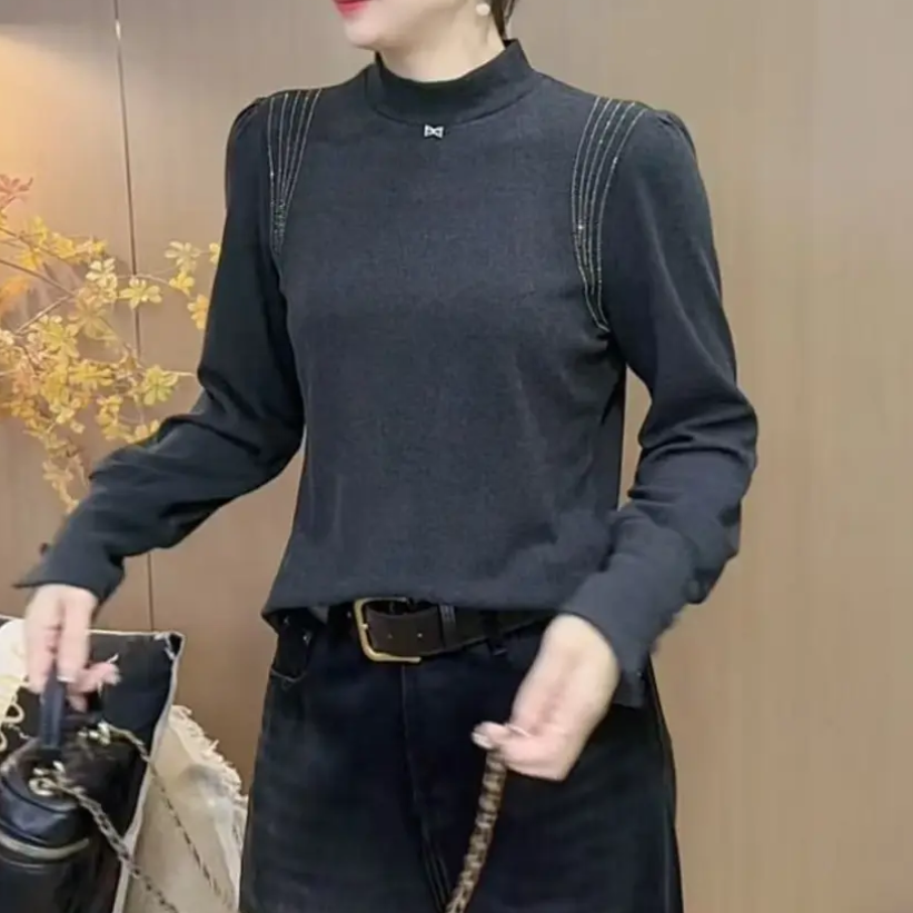 冬季新款双面绒打底衫气质百搭显瘦纯色烫钻设计感保暖休闲上衣女