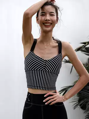 La Nikar sports vest women running fitness outside wear with chest pad shoulder back sleeveless yoga underwear