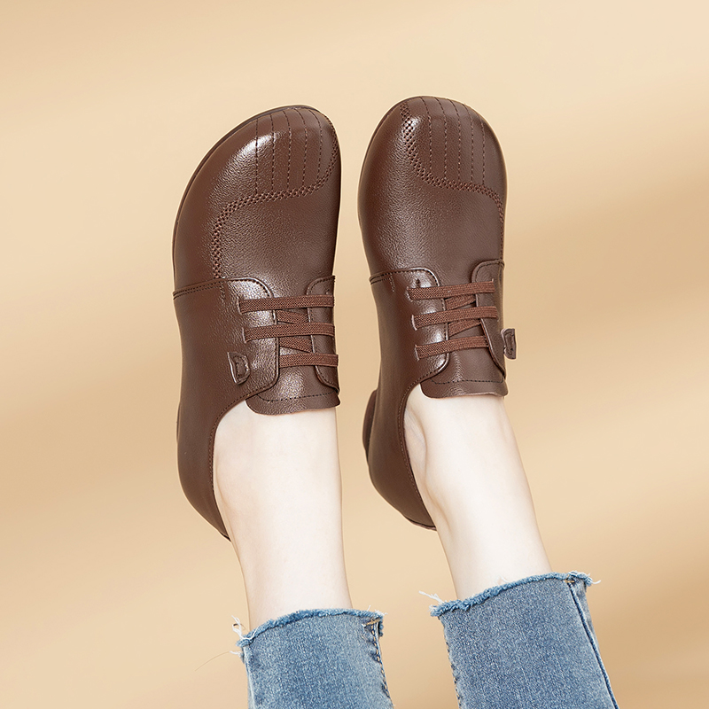 一脚蹬时尚松紧系带真皮软底单鞋