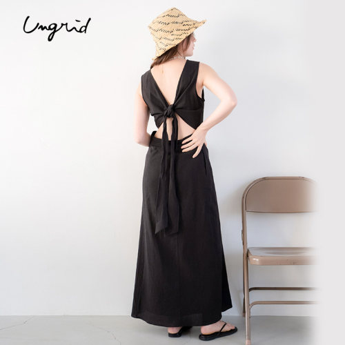 Ungrid后背系带无袖连衣裙