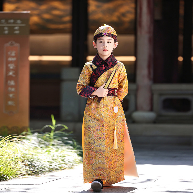 故宫旅拍服装儿童男孩清朝阿哥服
