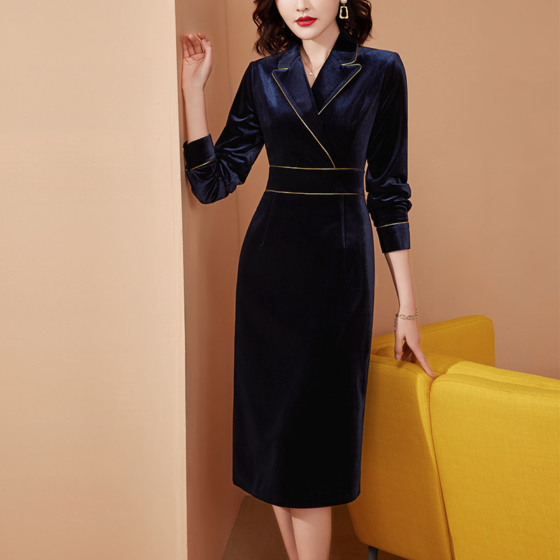 美妃雅金丝绒连衣裙女2025春季新款高贵气质V领收腰中长款包臀裙图片