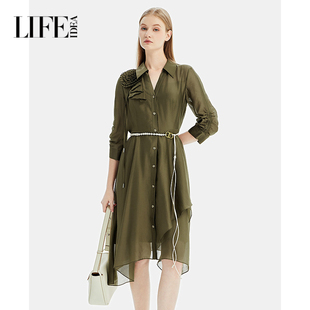 莱芙艾迪儿气质典雅高级胸花设计感连衣裙女秋冬高挑修身显瘦裙子