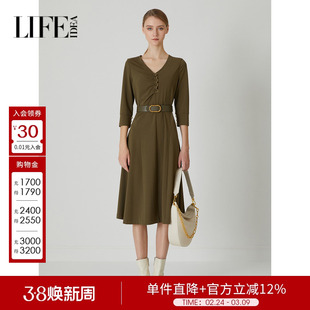 莱芙艾迪儿品牌女装连衣裙新款复古橄榄绿气质v领裙子1E1L94031