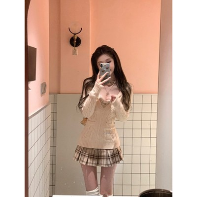 纯欲性感连帽麻花毛衣针织衫女设计感小众修身打底衫内搭套装秋冬