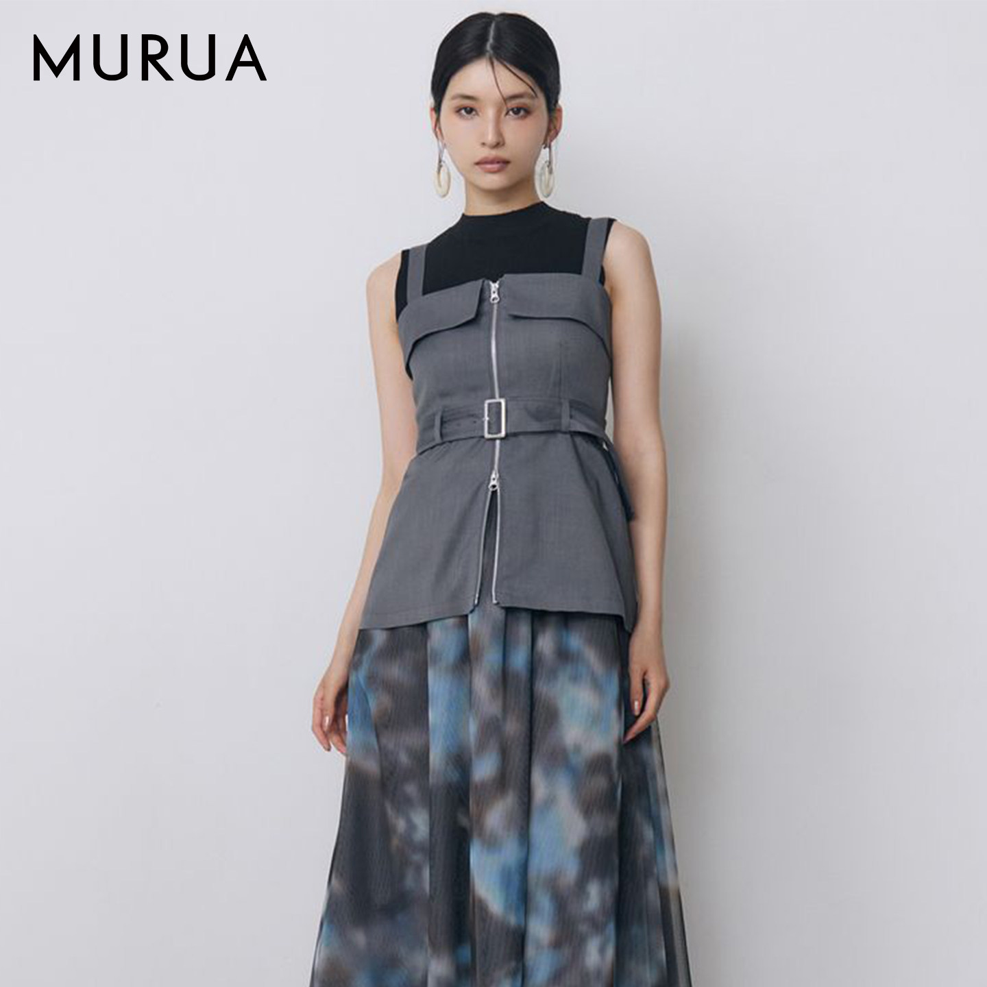 MURUA2026夏季新品百搭休闲吊带裙女网纱印花连衣裙0126303006