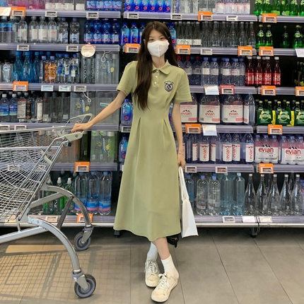 高品质夏季新款纯欲学院风收腰显瘦POLO领短袖设计感黑色长裙A字