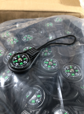 户外20mm挂绳指南针防水高精度指北针背包拉链配件钥匙扣小型罗盘