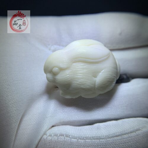 一品堂 象牙果兔子 天然植物手工雕刻生肖兔钥匙挂件把件包挂吊坠