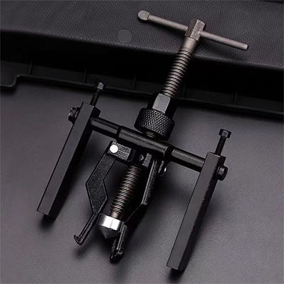 大力内孔轴承拉马三抓拆卸