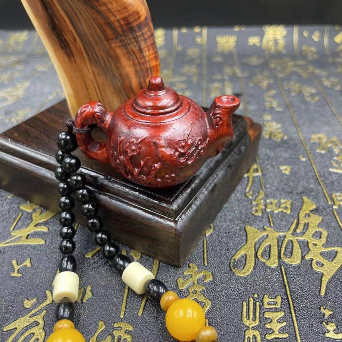 新疆包邮小叶紫檀把把壶男士随身手把件木雕钥匙挂件复古雕刻喜上