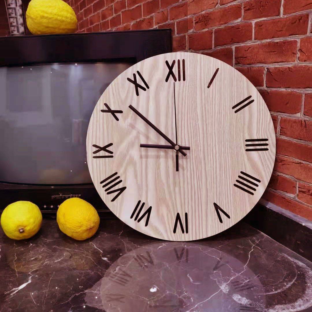 北欧简约静音家用装饰挂钟