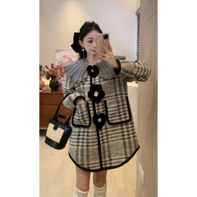 D720浪漫之约连衣裙夹棉中长款毛呢外套女格子大码花朵宽松冬季厚