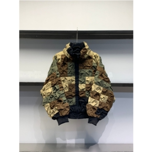 设计师新款 25冬季 小方块拼色立体迷彩宽松休闲上衣鹅绒服 独处