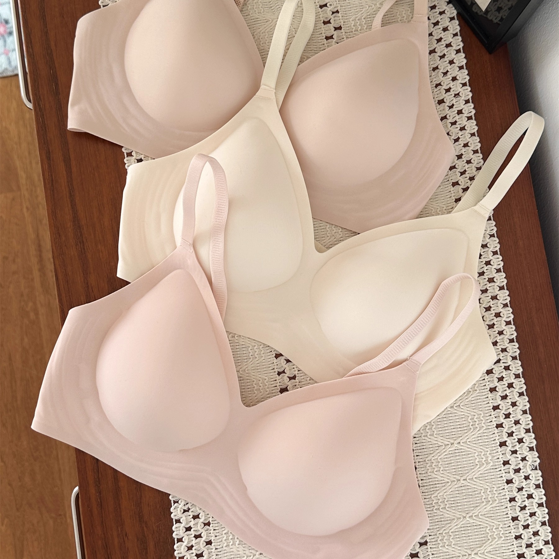 粉色果冻条内衣女小胸聚拢