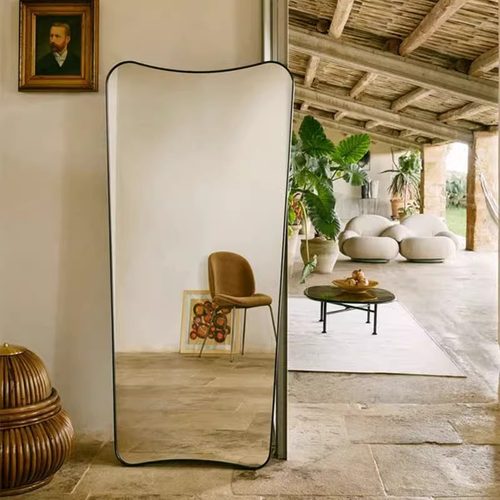 丹麦GUBI F.A. 33 Wall Mirror系列 墙壁装饰镜 穿衣镜 北欧风格