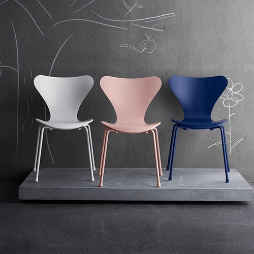 丹麦Fritz Hansen进口Series 7™ 系列 简约单人靠背餐椅会客椅