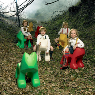 意大利正品 Julian户外儿童椅小动物小孩玩具凳子简约现代 Magis