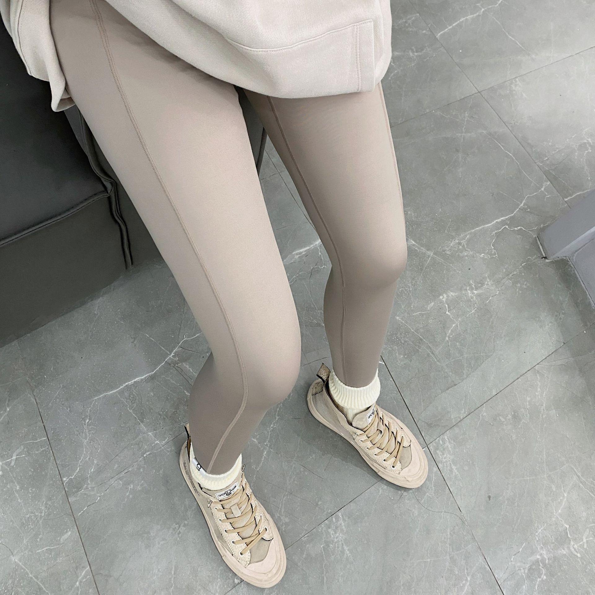 iFashion美式鲨鱼皮打底裤运动瑜伽裤显瘦鲨鱼裤个性薄款九分裤子