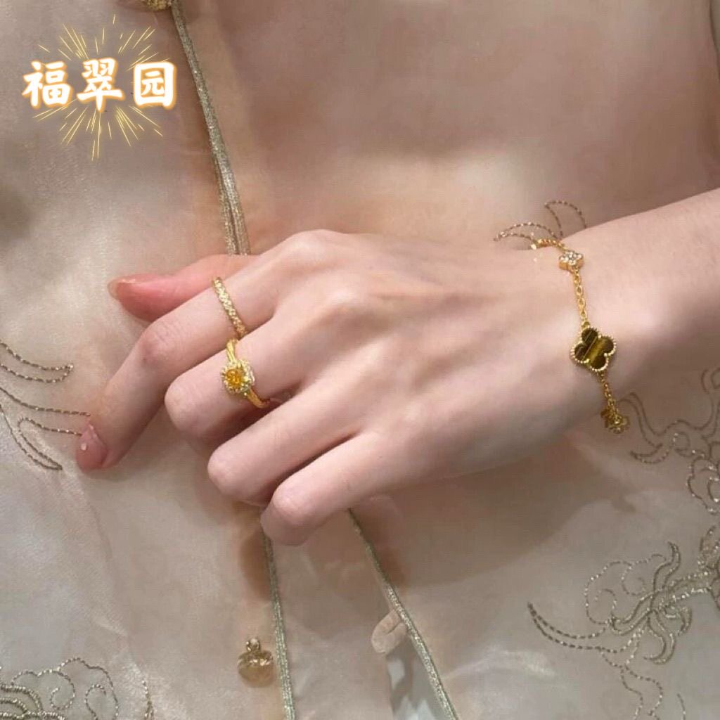 【钛钢不掉色】黄水晶戒指女轻奢超闪镶嵌小方糖麻花高级感食指戒