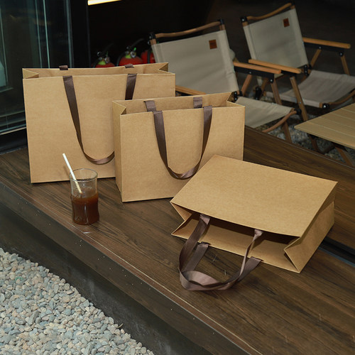 高级感牛皮纸袋手提袋服装包装袋