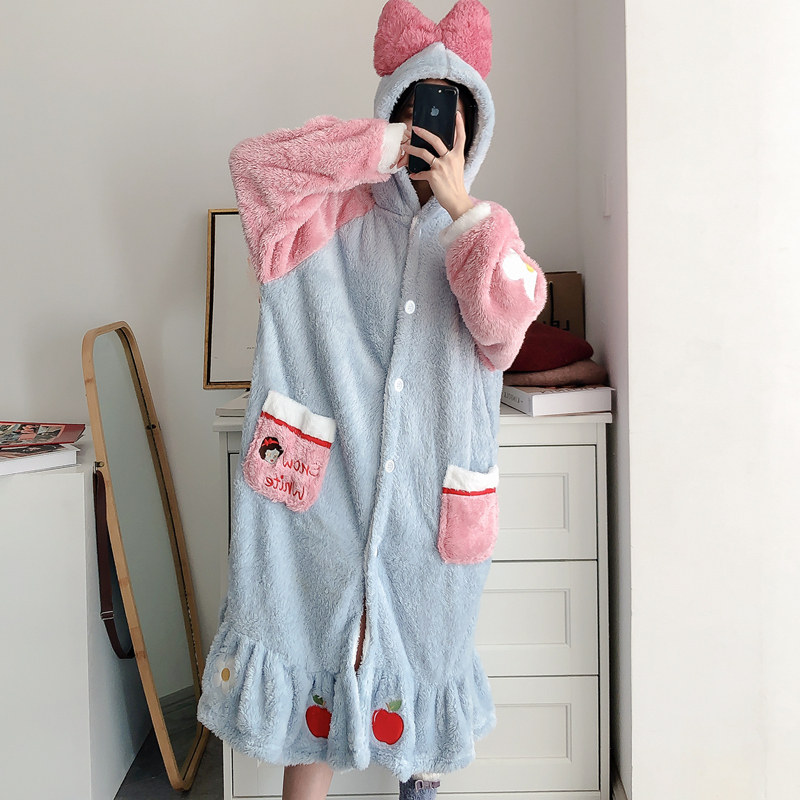 白雪公主睡袍秋冬季珊瑚绒可爱卡通女法兰绒睡衣中长款家居服浴袍