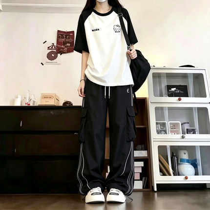 学院风穿搭套装女夏季宽松韩版时尚短袖T恤休闲运动工装裤两件套